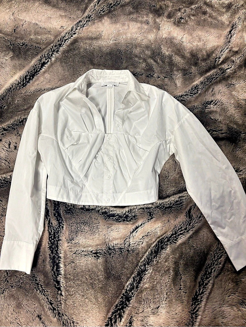 Anthropologie Cropped White top Size Medium Like New